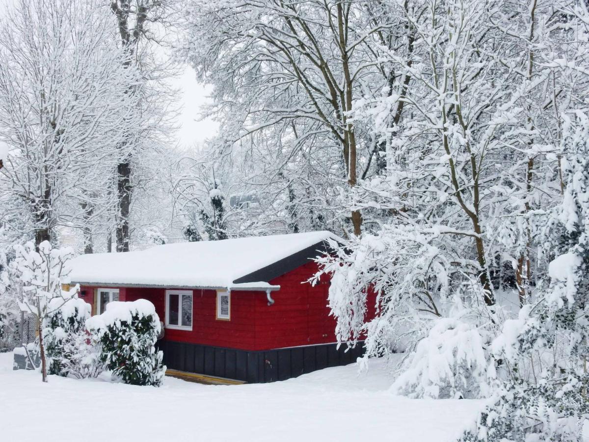 Le Cabanon De Chessy Bed & Breakfast Eksteriør bilde