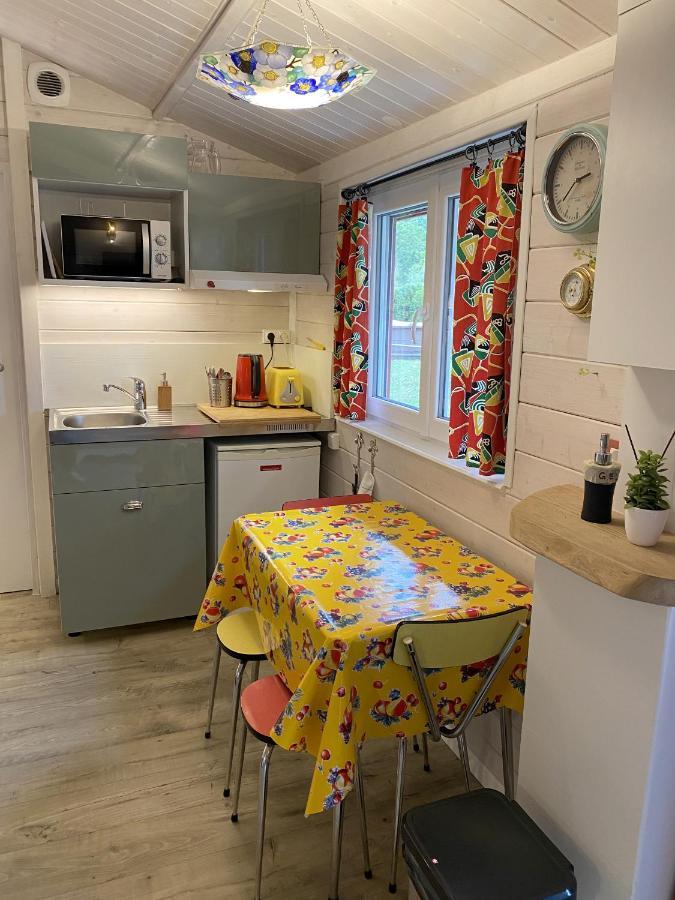 Le Cabanon De Chessy Bed & Breakfast Eksteriør bilde